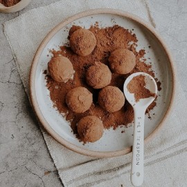 CHOCOLATE TRUFFLES WITH SPICES